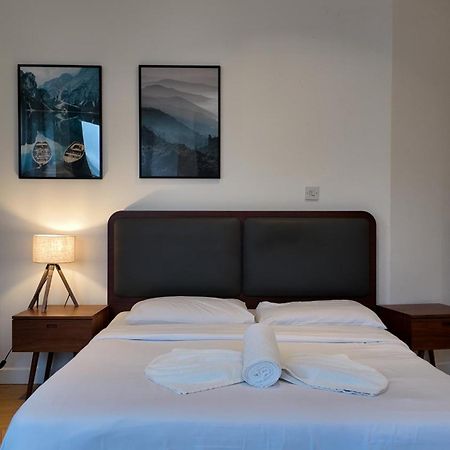 Stunning Piccadilly 1 Bedroom Flat In London Vr9 المظهر الخارجي الصورة